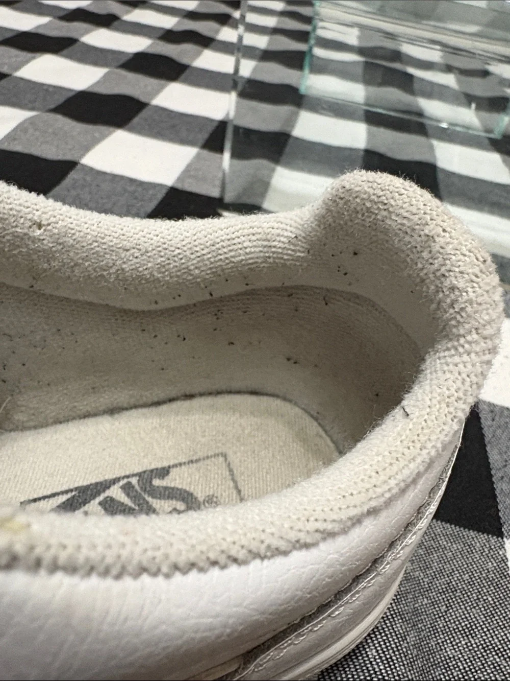 Vans White Leather Lace Up Sneaker Shoes  Women's Size 7 Terrycloth Lined